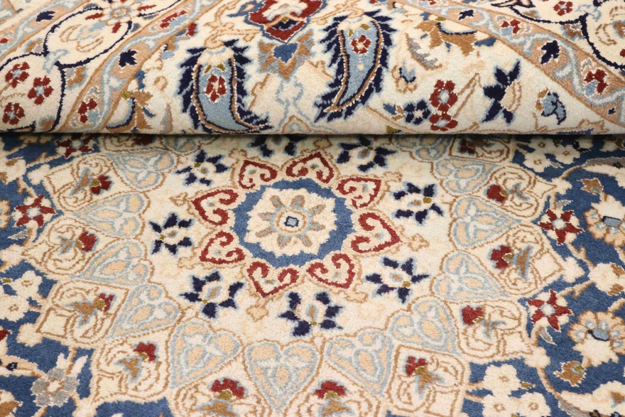 Nain Carpet 200x116