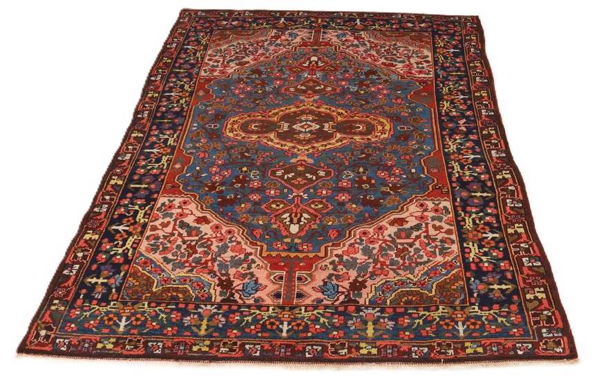 Antique Bakhtiar  Carpet  197x142