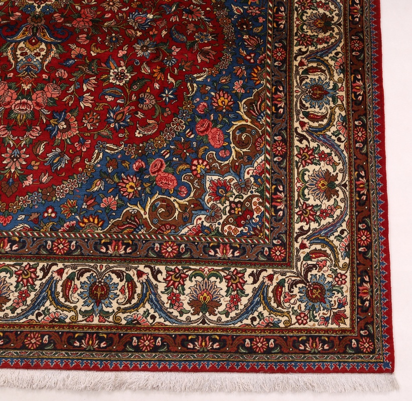 Bakhtiari Carpet  360x255