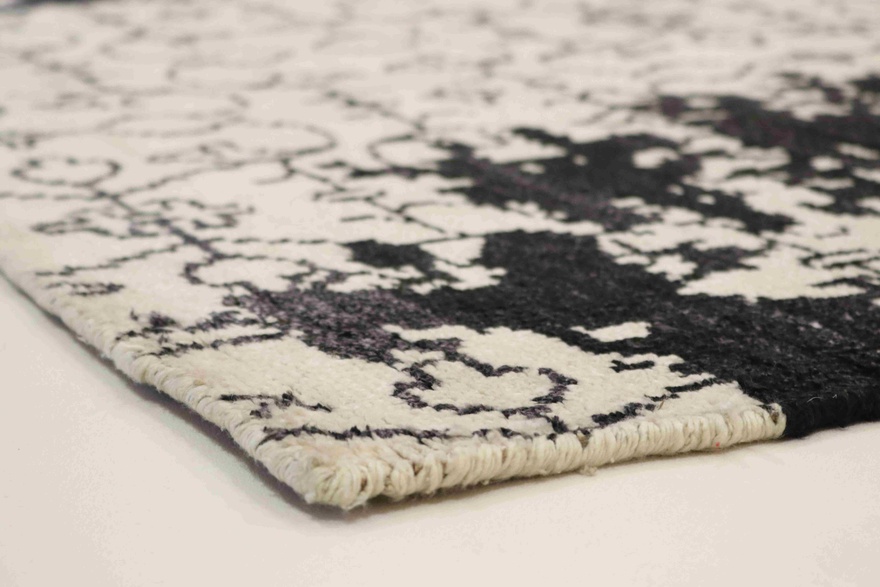 MODERN-IKAT Carpet 239x166