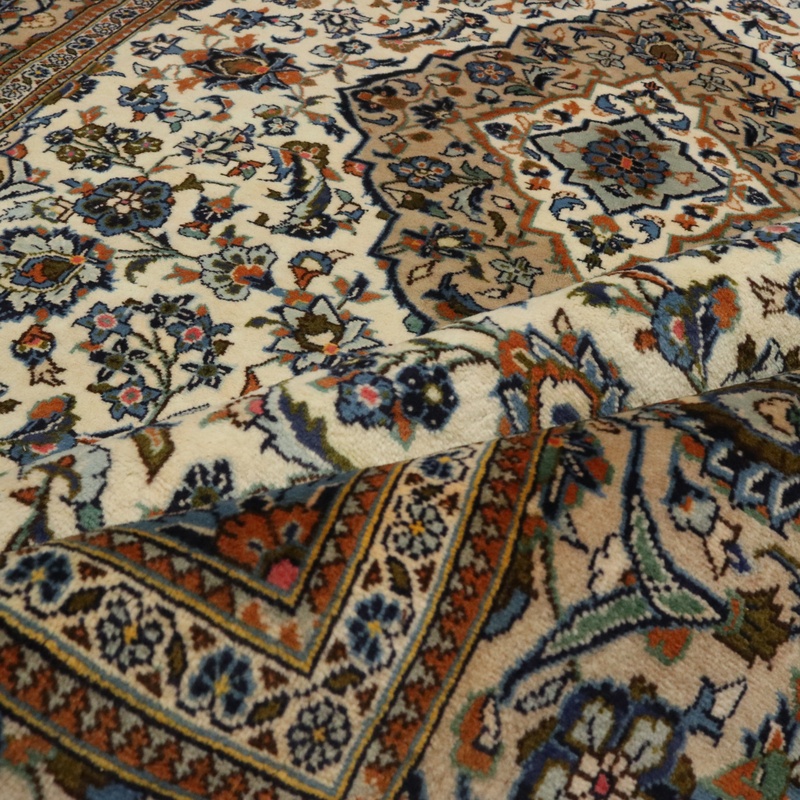 Kashan Carpet 317x194