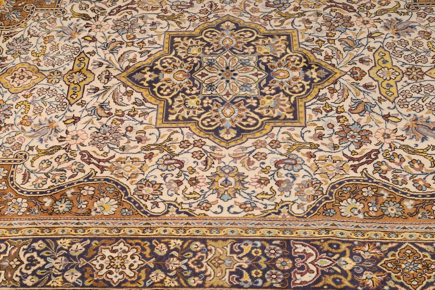 Qom Carpet  275x164