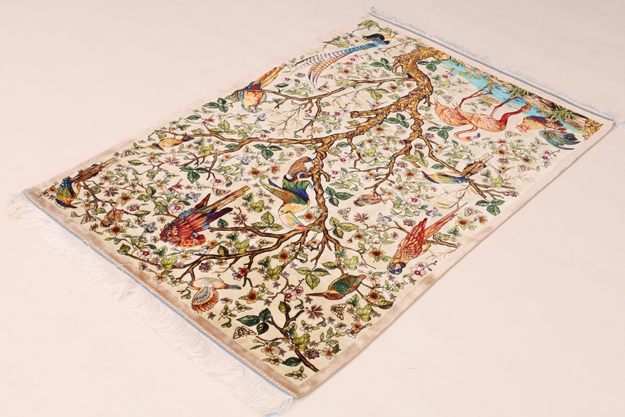 Ghom Dahlia Carpet 120x80