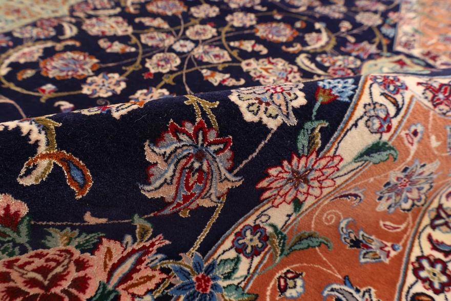 Isfahan  Silknkette Carpet  166x109