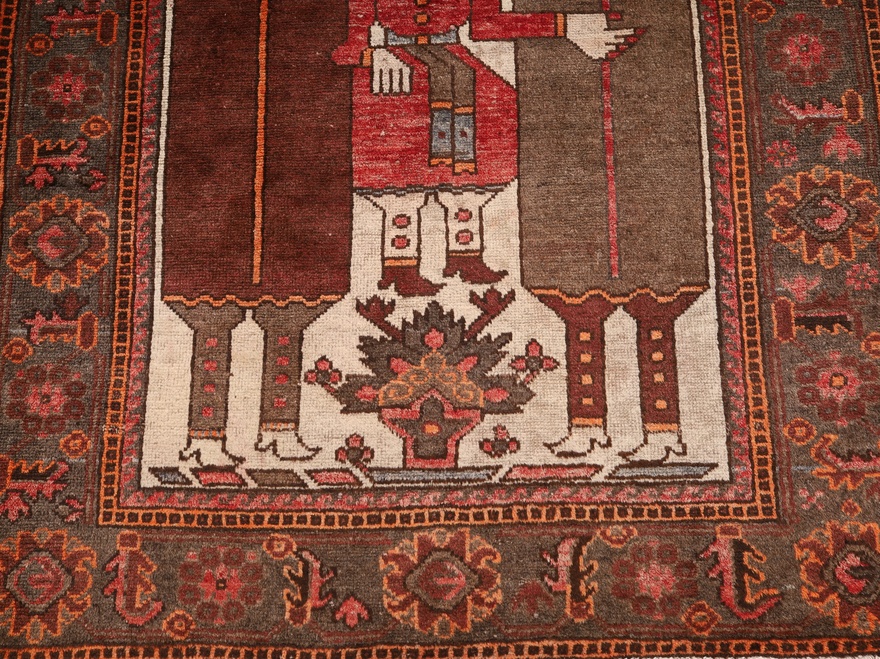 Antique  Baluch Carpet 210x108