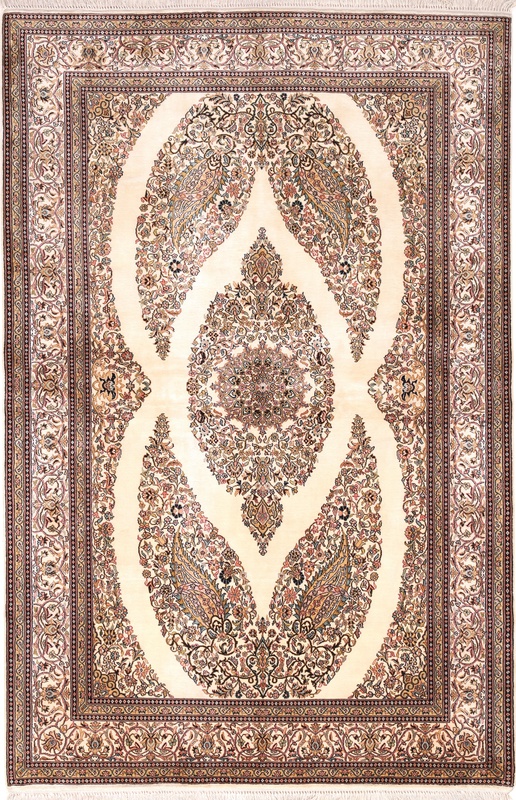 Kashmir SILK Carpet 191x124