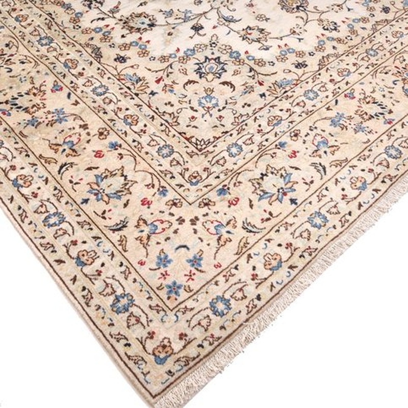 Kashan Carpet  350x250