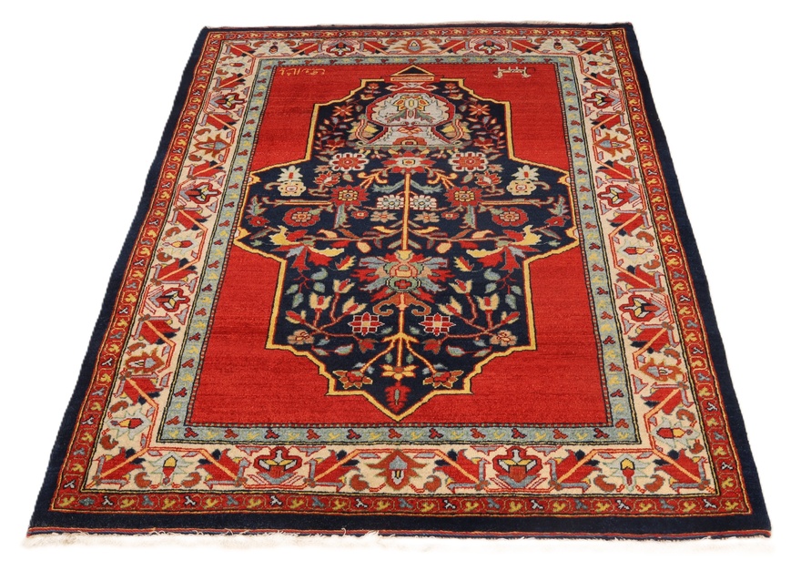 Bakhtiar oruje Carpet  137x109