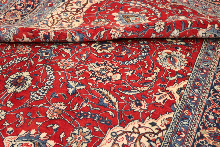 Sarough Carpet 325x208