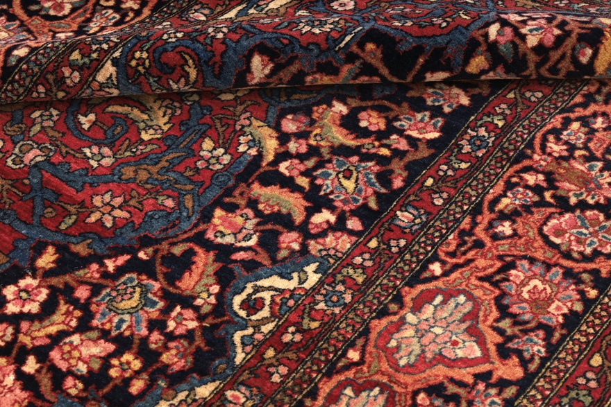 Antique Isfahan Carpet  220x140