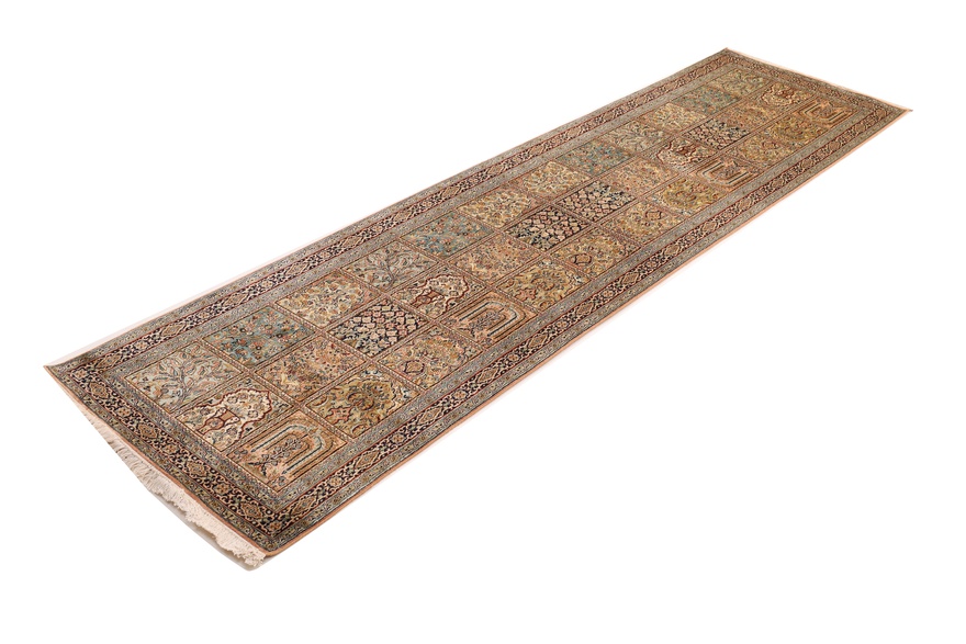 Kashmir SILK Carpet 301x79