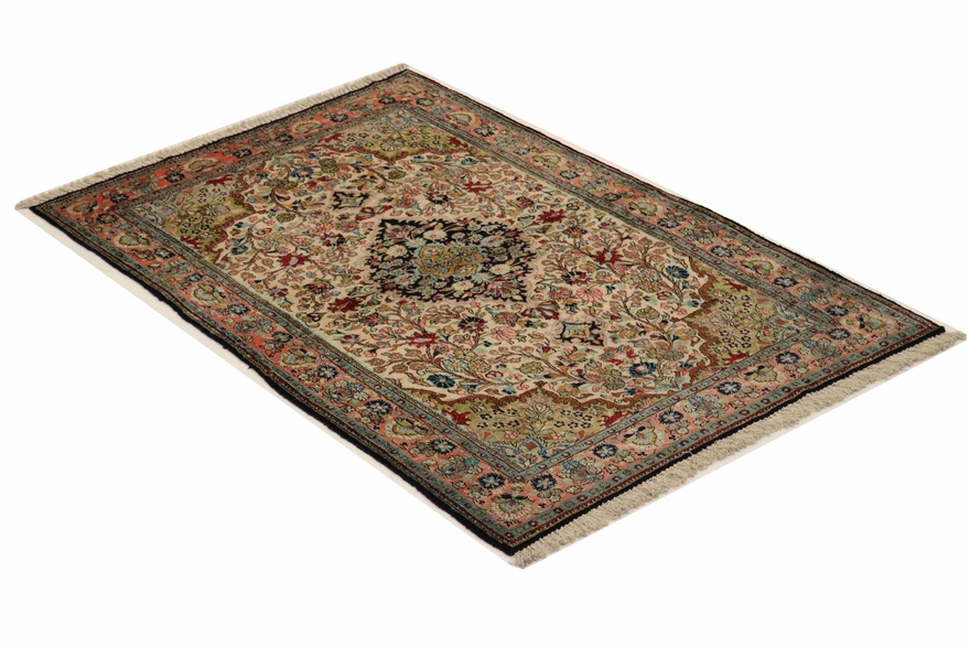 Ghom Silk Carpet 170x108