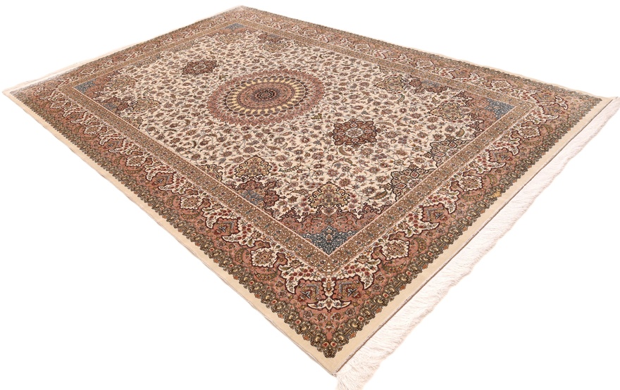 Qum Desigmer  300x200