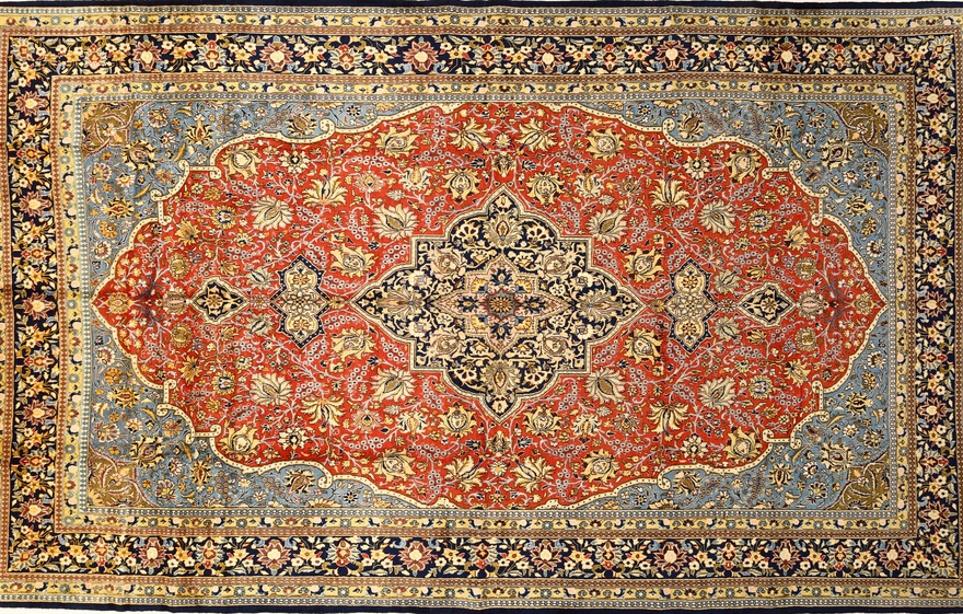 Qum  Carpet 537x320