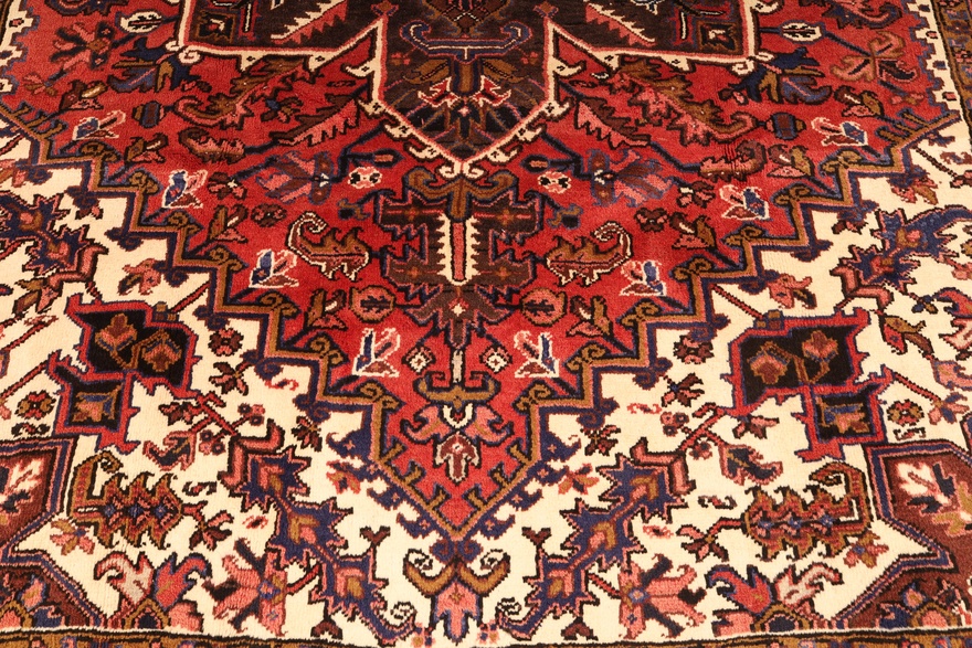 Heriz Carpet  307x210