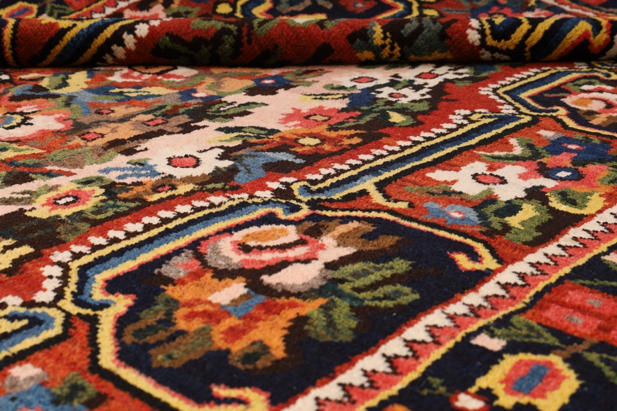 Antique Bakhtiar Carpet  248x158