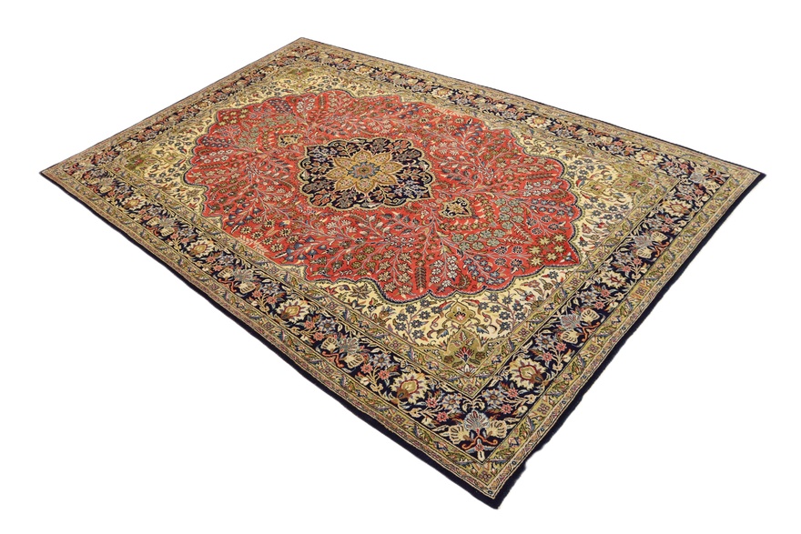 Qom Carpet  348x232