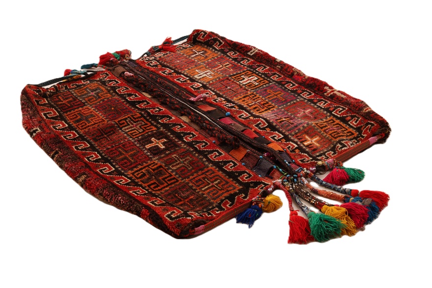 antique pocket pillow Ghashghai Carpet 138x127