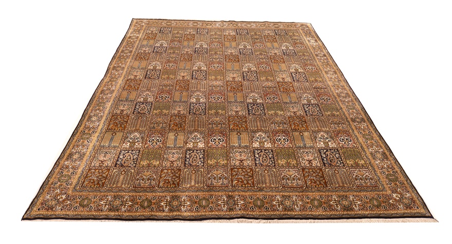 Kashmirsilk Carpet 307x216