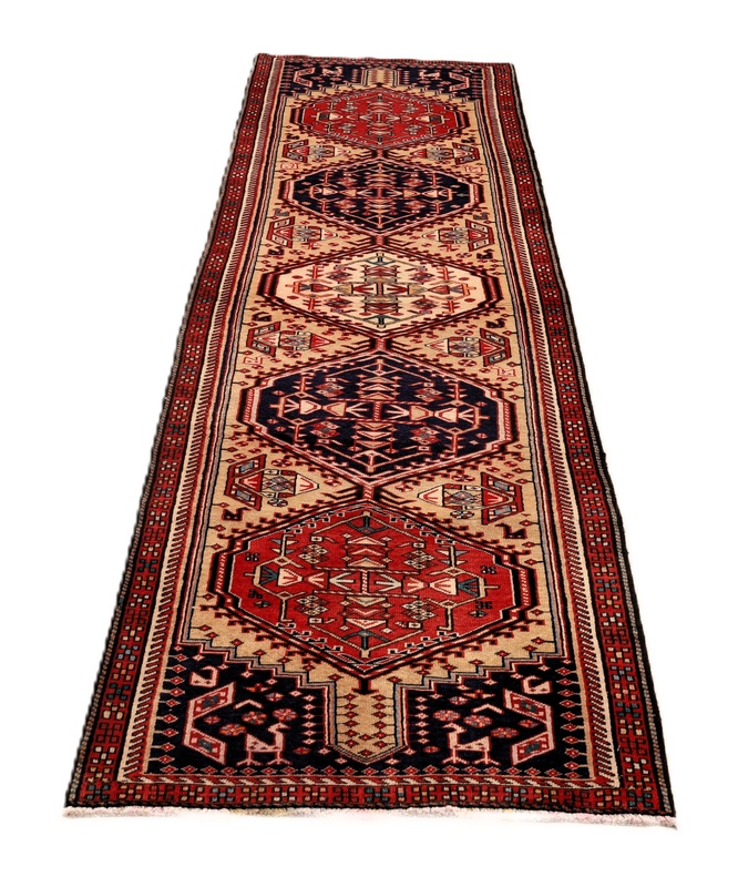 Azerbeijan Carpet 307x82