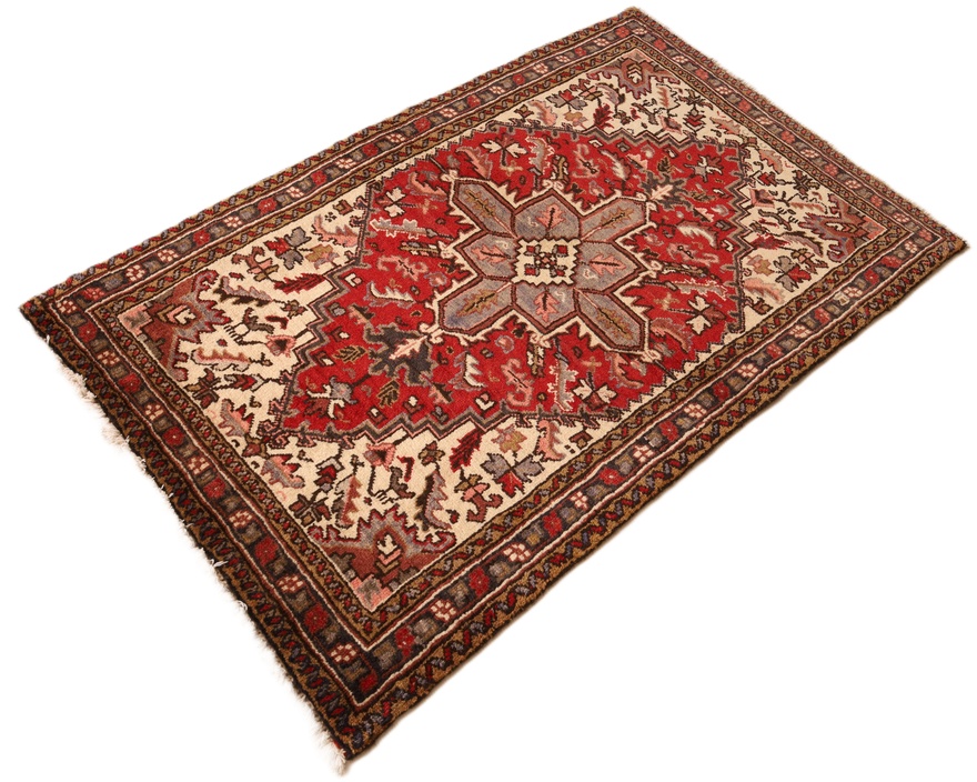 Heriz Carpet  146x94