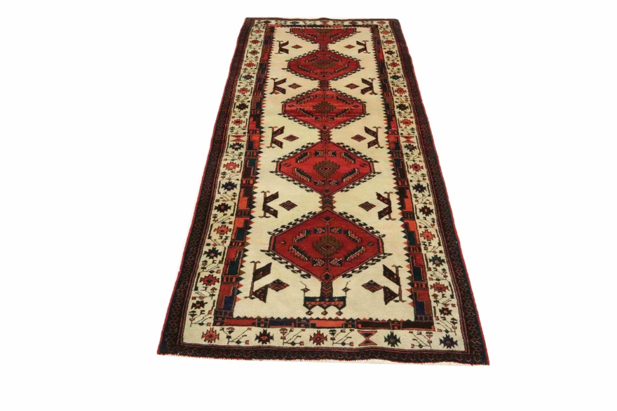 Meshkin Carpet 300x102