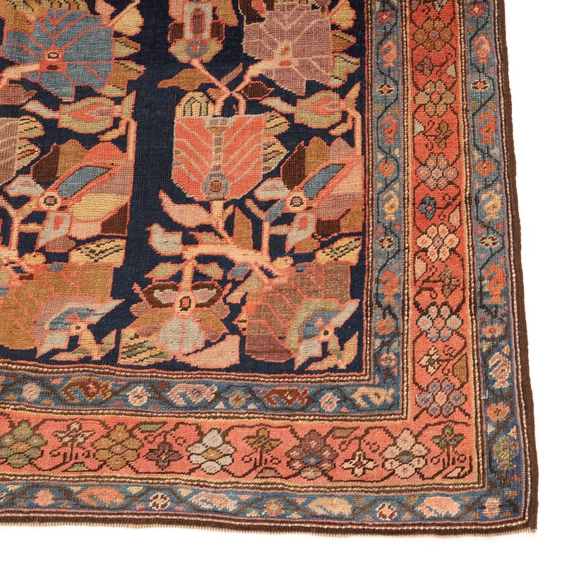 Antique  Azerbeijan  Carpet 190x133