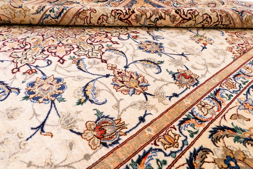 Isfahan Signed Davari Silk Warp Carpet 227x150