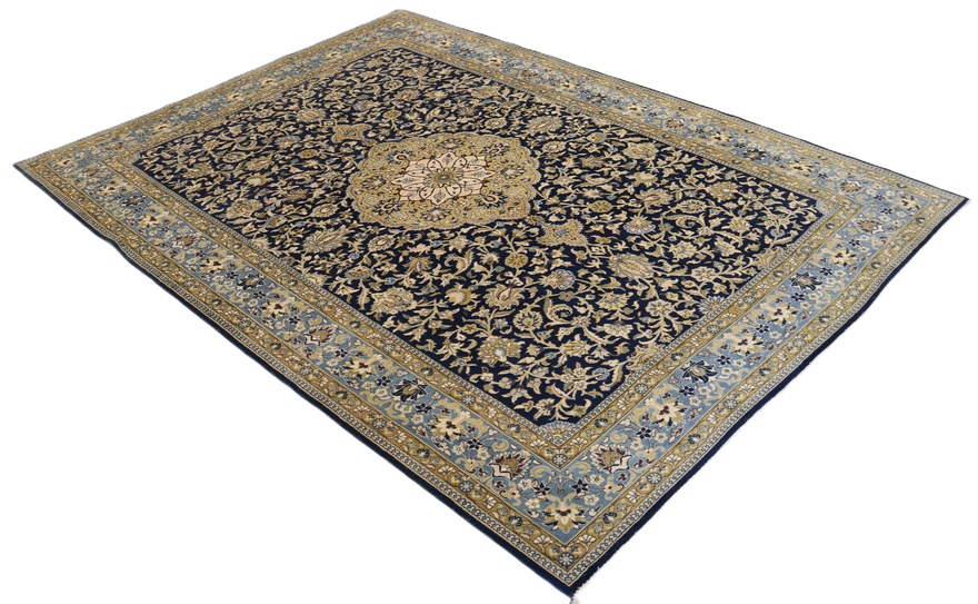 Qom Carpet  352x246