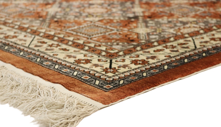 Silk Carpet 183x122