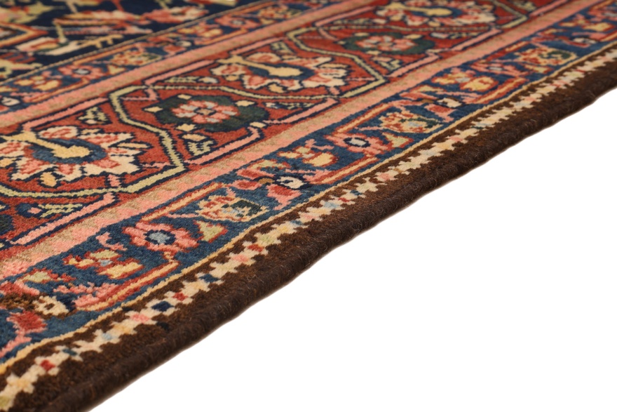 Antique Bakhtiari Farah Dombeh Carpet 211x148