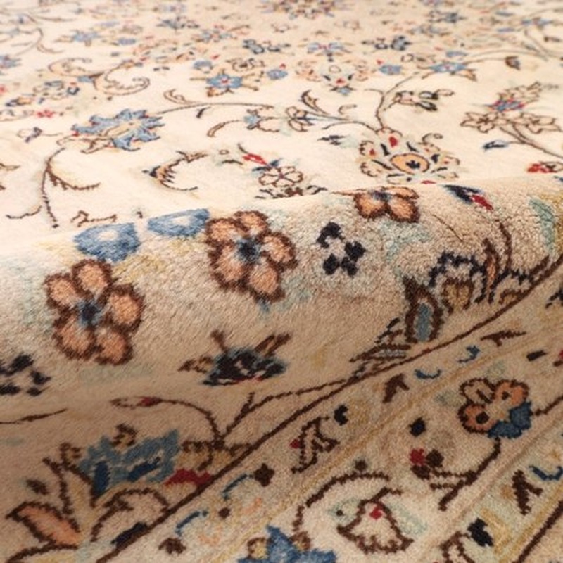 Kashan Carpet  350x250