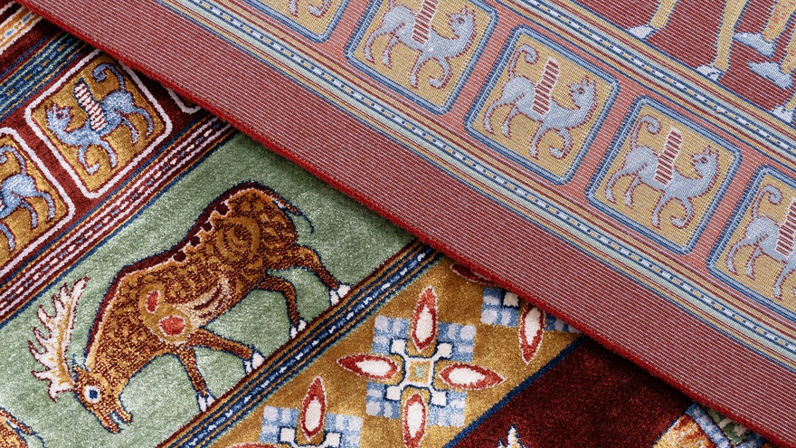 Qom  Dahlia Carpet 290x200