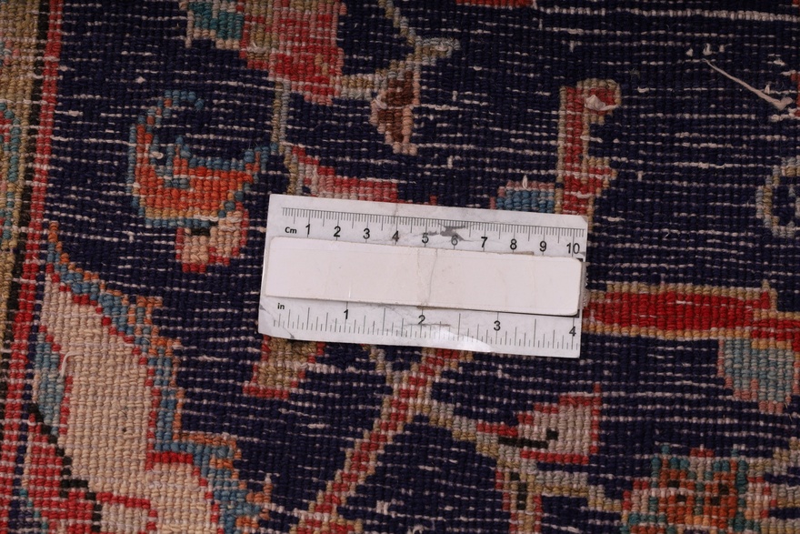 Sarouk Carpet  327x108
