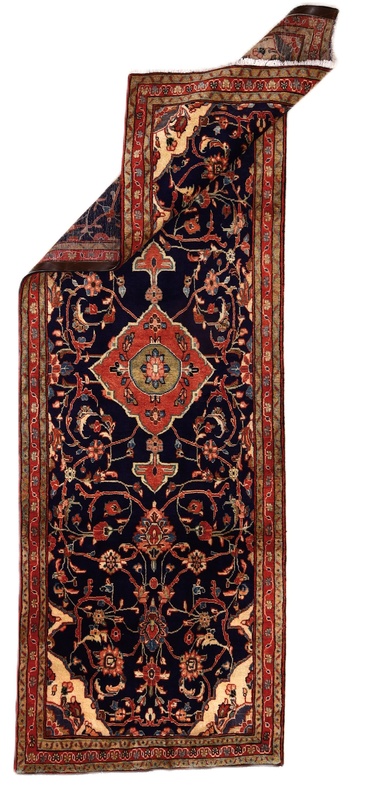 Sarouk Carpet  327x108