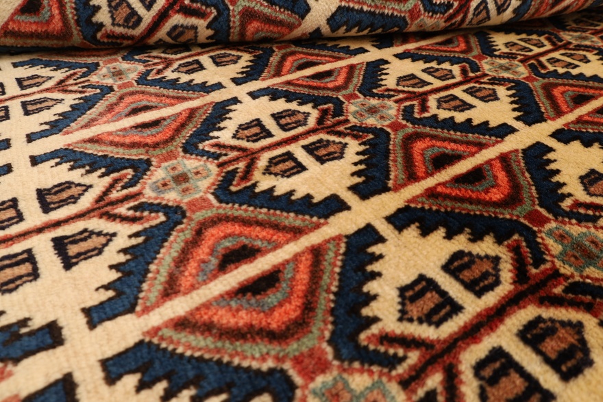 Ghashgahi Carpet  170x115