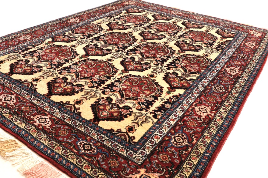 Senneh Silk Wrap Carpet 162x128