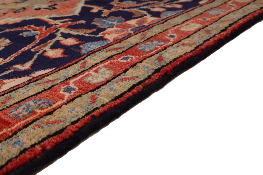 Sarouk Carpet  327x108