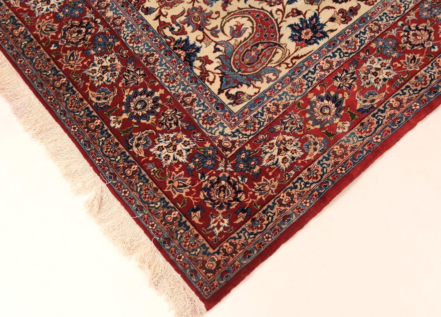 Antique ISFEHAN Carpet 225x148