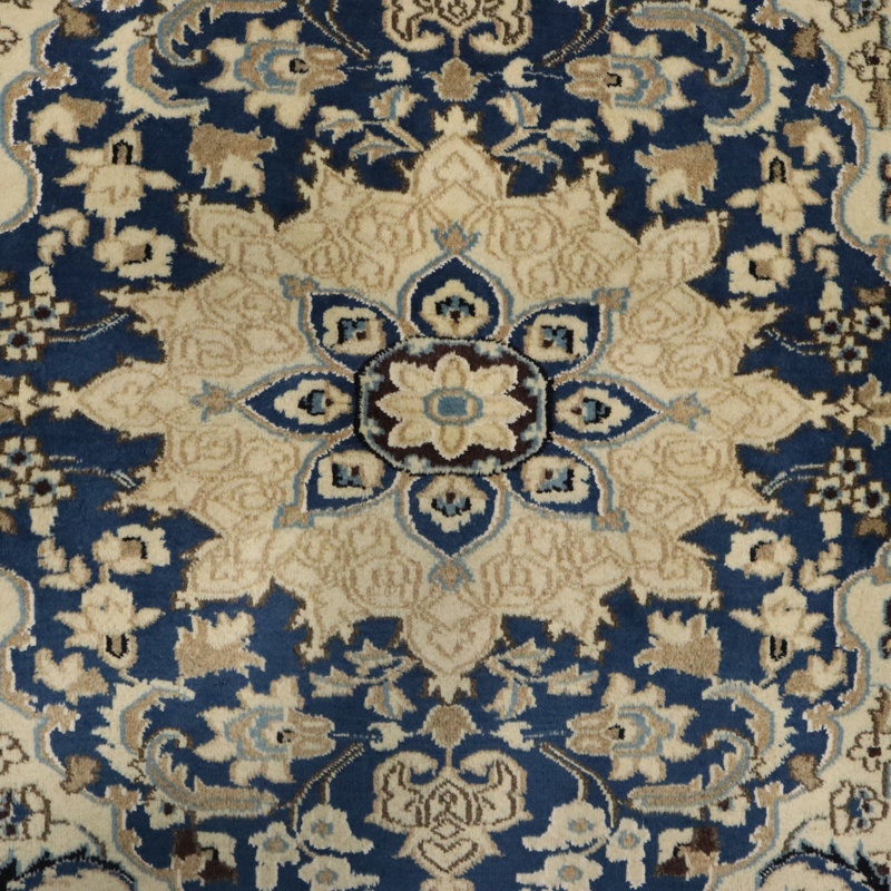Nain  carpet 120x92