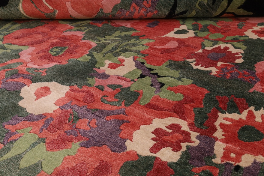 MODERN LOTUS Carpet 292x191