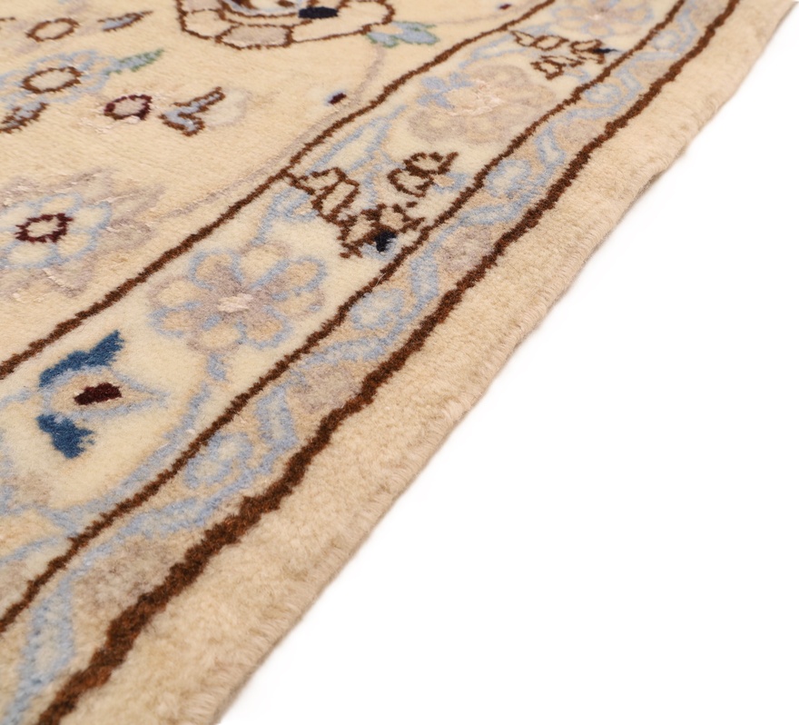 Nain 9 La Carpet  303x207