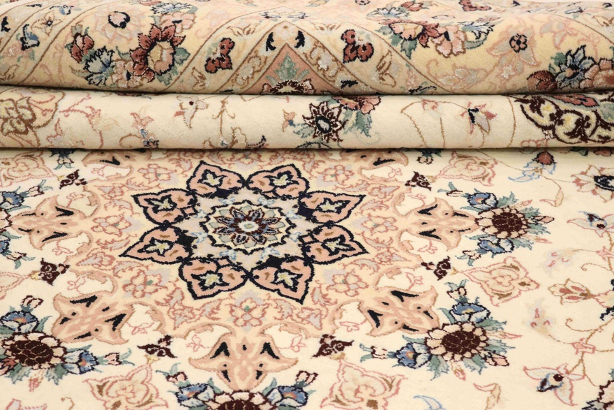 NAIN 9 La Carpet 317x196