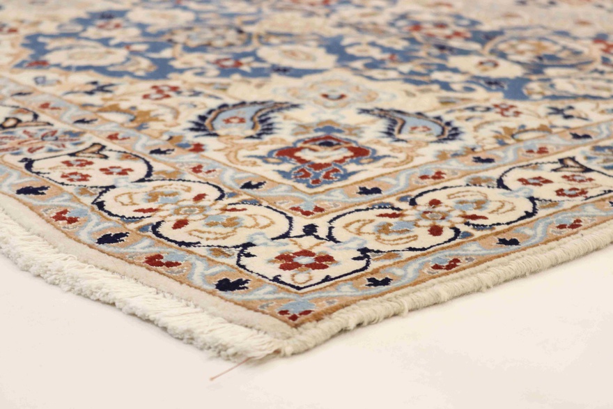 Nain Carpet 200x116