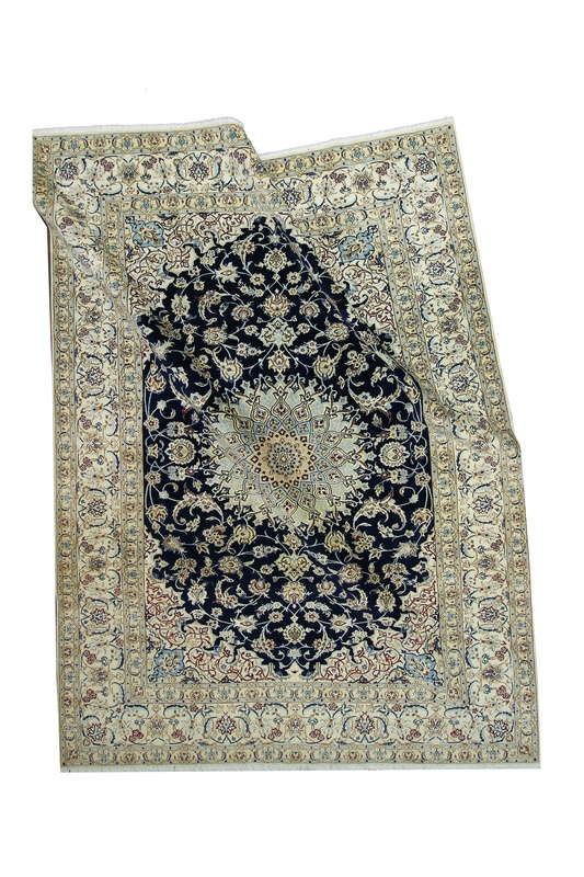 Nain9La Carpet  341x257