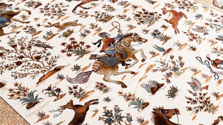 Qom  Dahlia Carpet 230x160