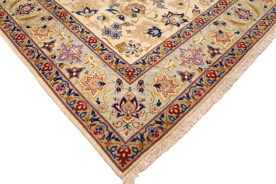 Najafabad Carpet 347x226