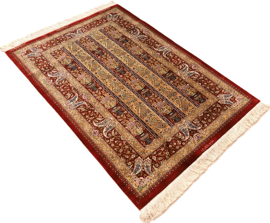 Qum Movahedi Silk Carpet 123x79