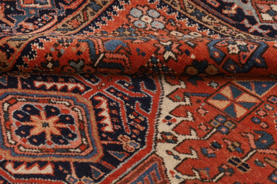 Heriz Carpet 185x140