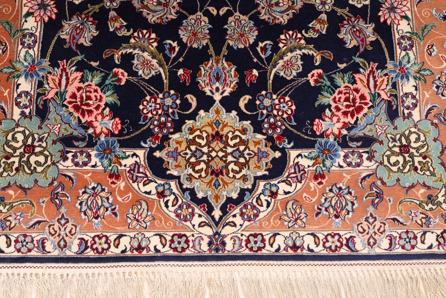 Isfahan  Silknkette Carpet  166x109